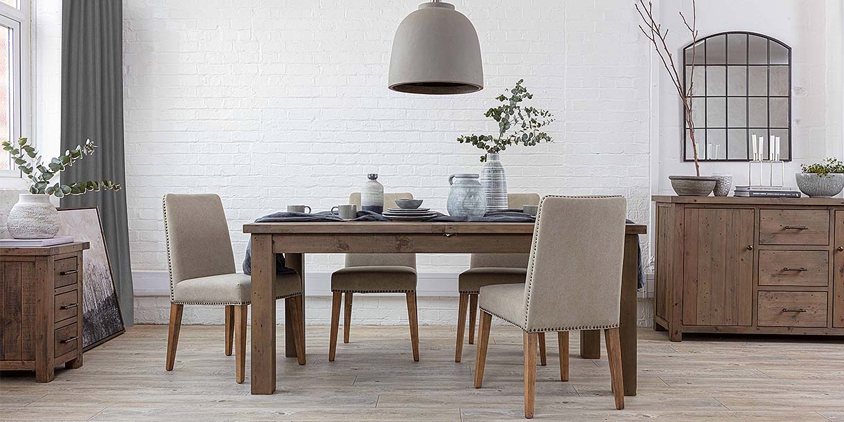 Farringdon Reclaimed Wood Extending Dining Table and chairs