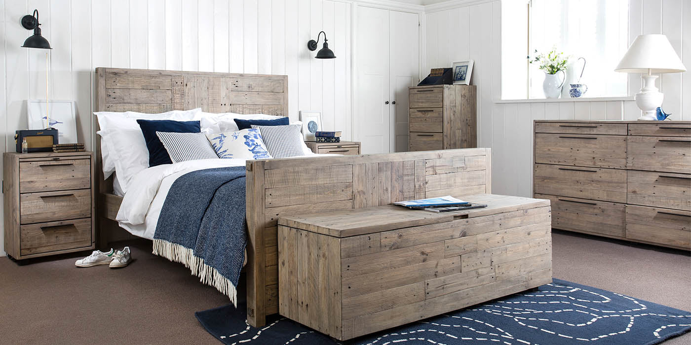 Thornton Reclaimed Wood Bed 