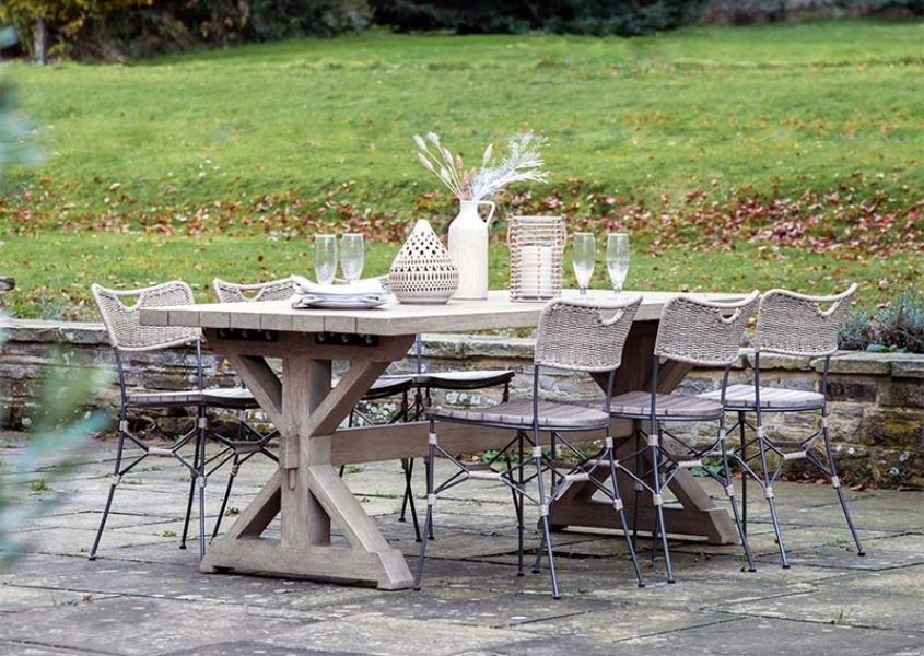 outdoor dining table and chair set