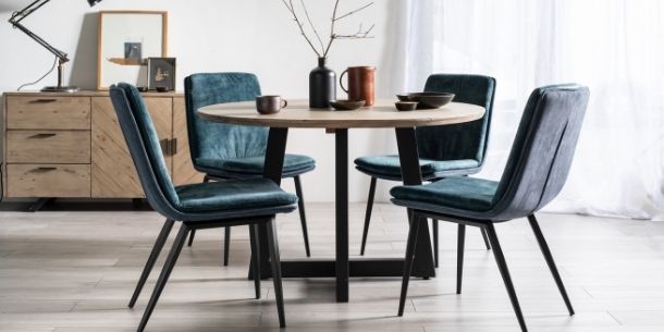 The pros and cons of a round dining table - Modish Living