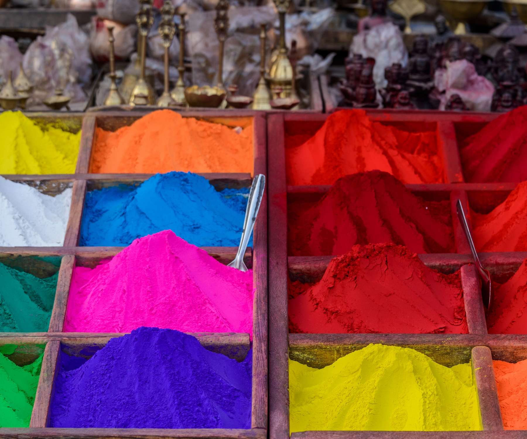 selection of bold coloured powder dyes